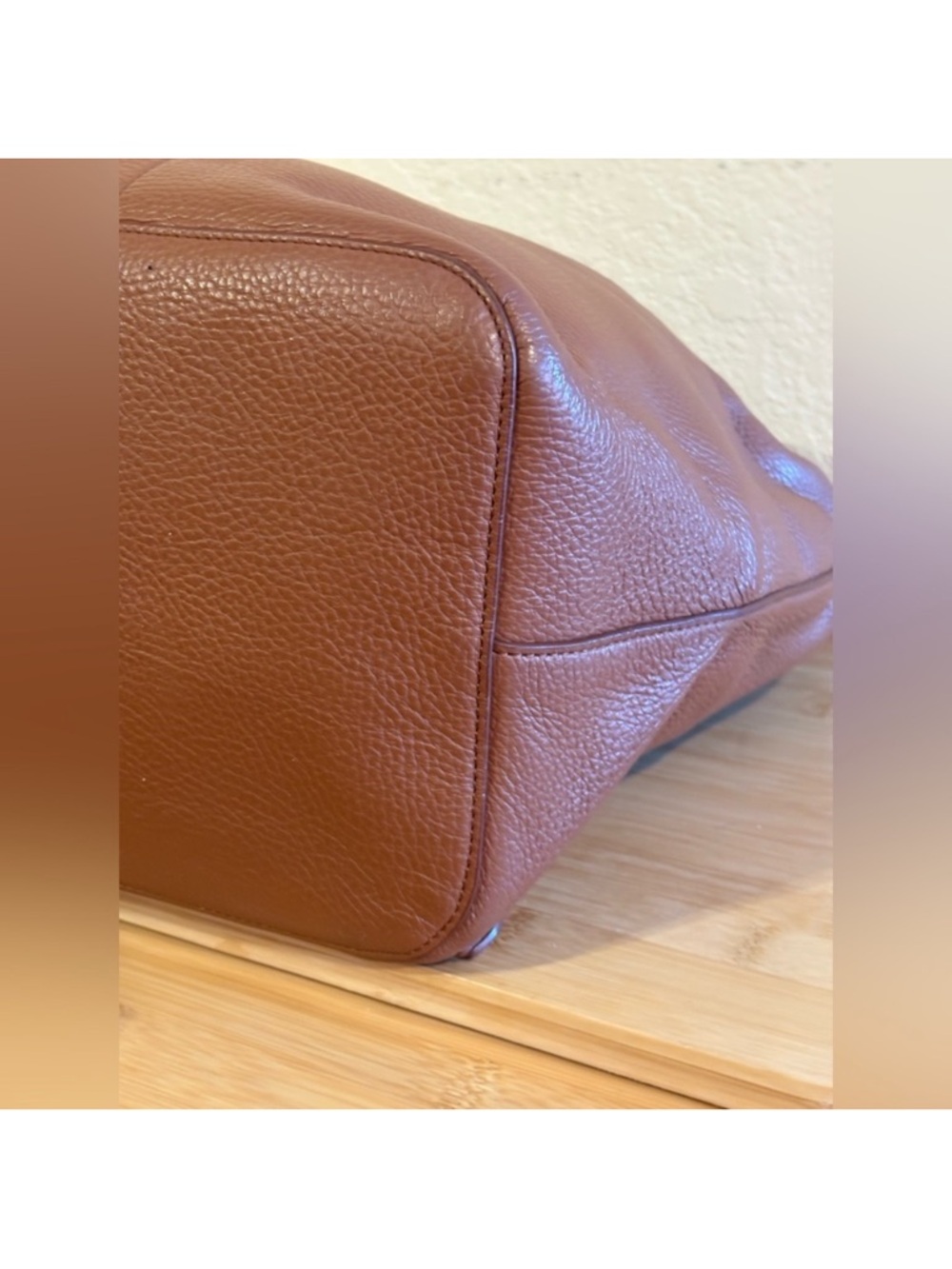 Cuyana Leather Backpack Brown/Caramel - Picture 9 of 11